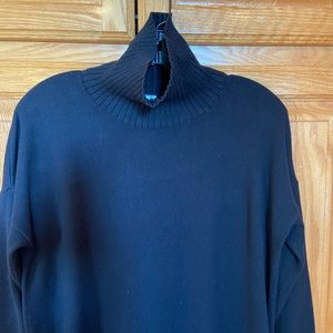 *****SOLD*****Lululemon black knit dress